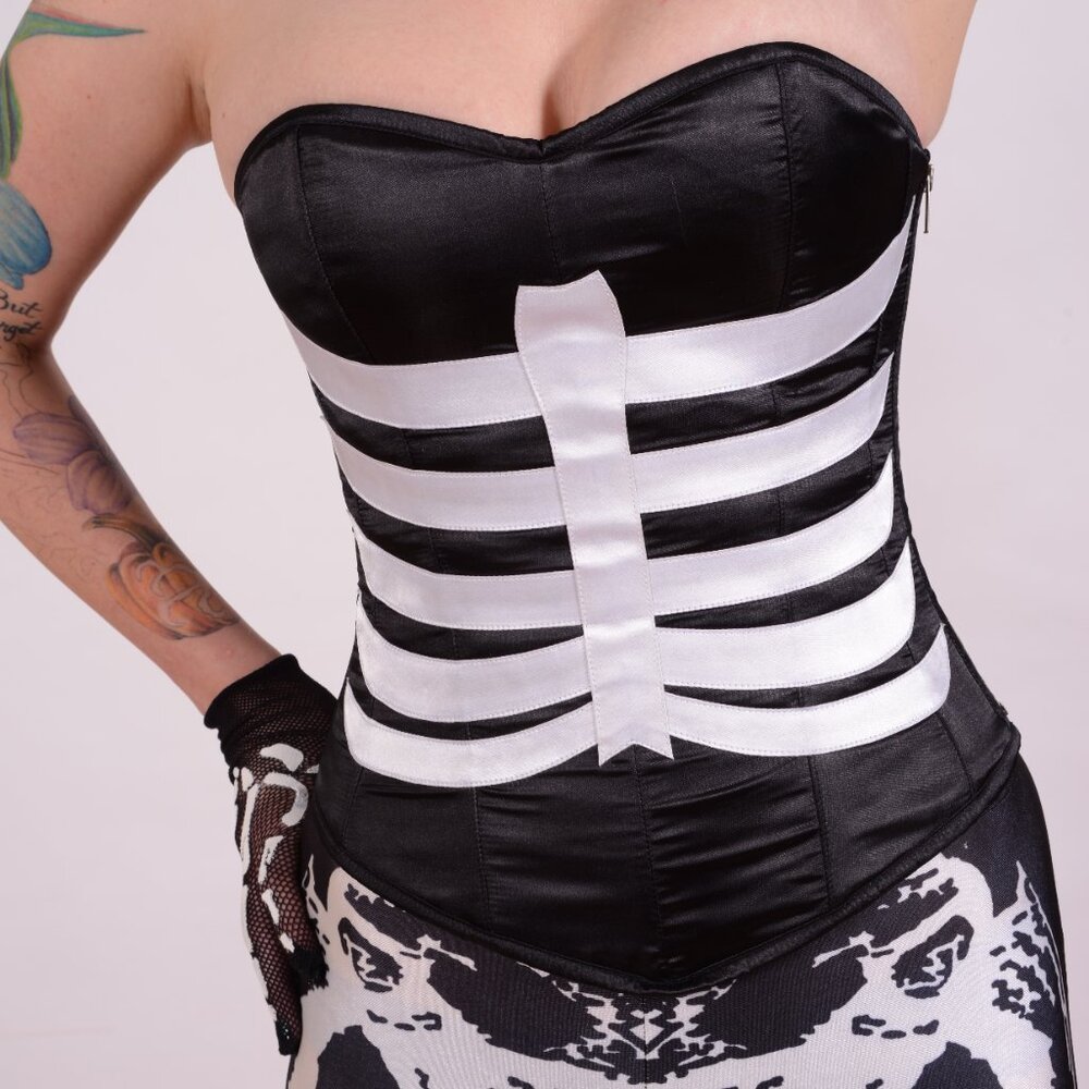 LARGE NWT Bones Skeleton Tight Lacing Corset